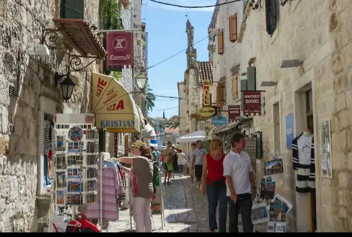 Lux Trogir