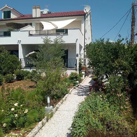 Lux Trogir Exterior photo
